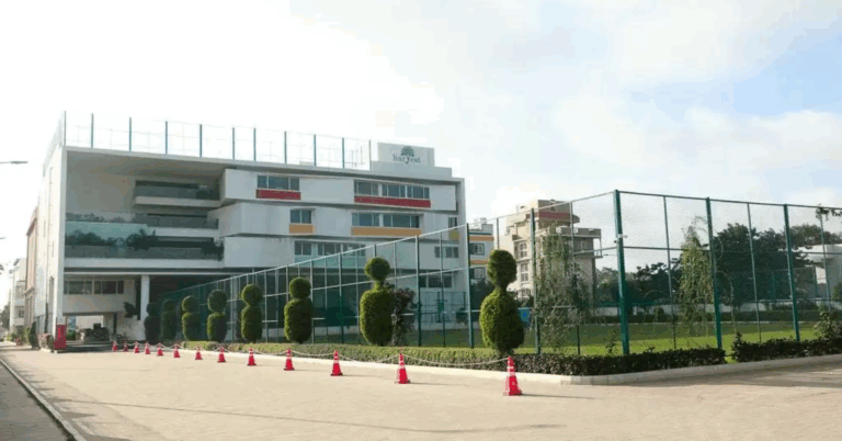 Why Choosing a JEE NEET Integrated School on Sarjapur Road Can Shape Your Path to Success